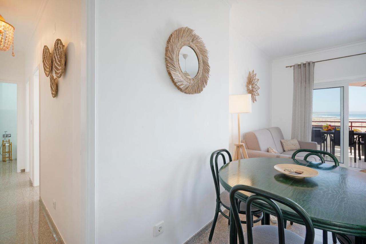 Costa Beach Apartment By The Portuguese Butler كوستا دا كاباريكا المظهر الخارجي الصورة