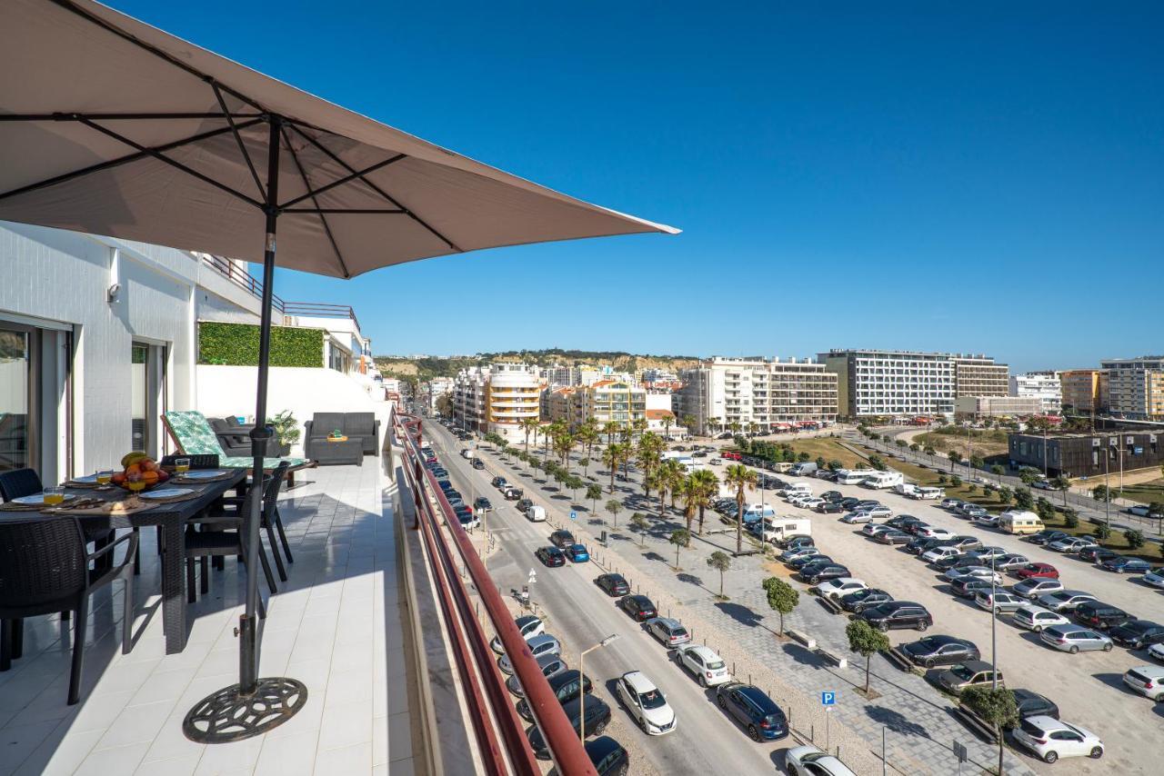 Costa Beach Apartment By The Portuguese Butler كوستا دا كاباريكا المظهر الخارجي الصورة